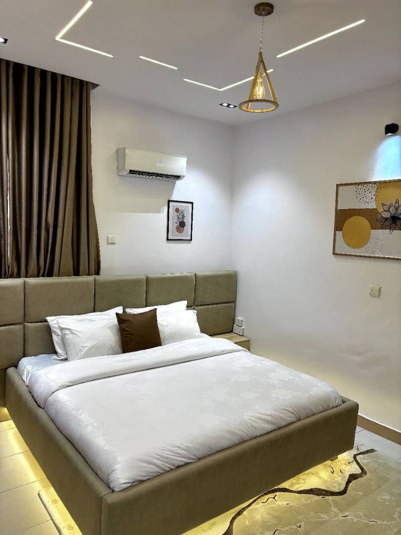 room-thumbnail